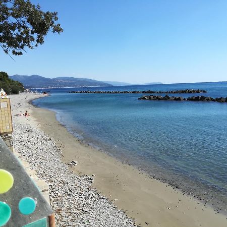 La Concha Suites Pioppi Dış mekan fotoğraf