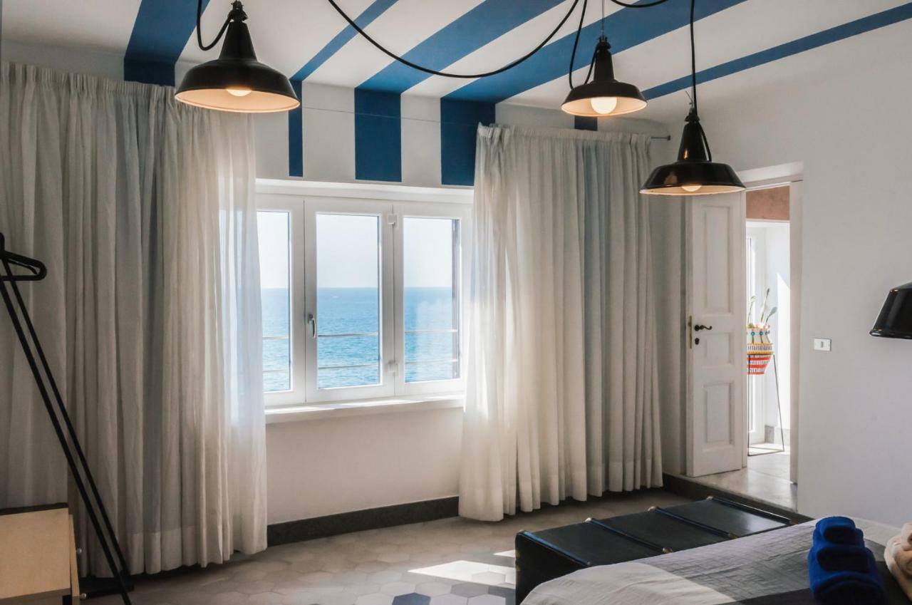 La Concha Suites Pioppi Dış mekan fotoğraf