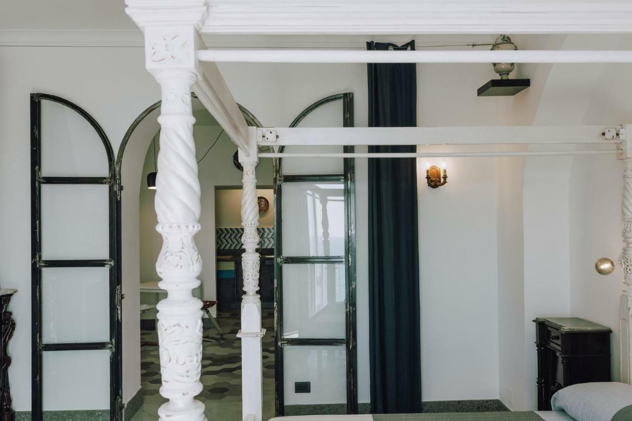 La Concha Suites Pioppi Dış mekan fotoğraf